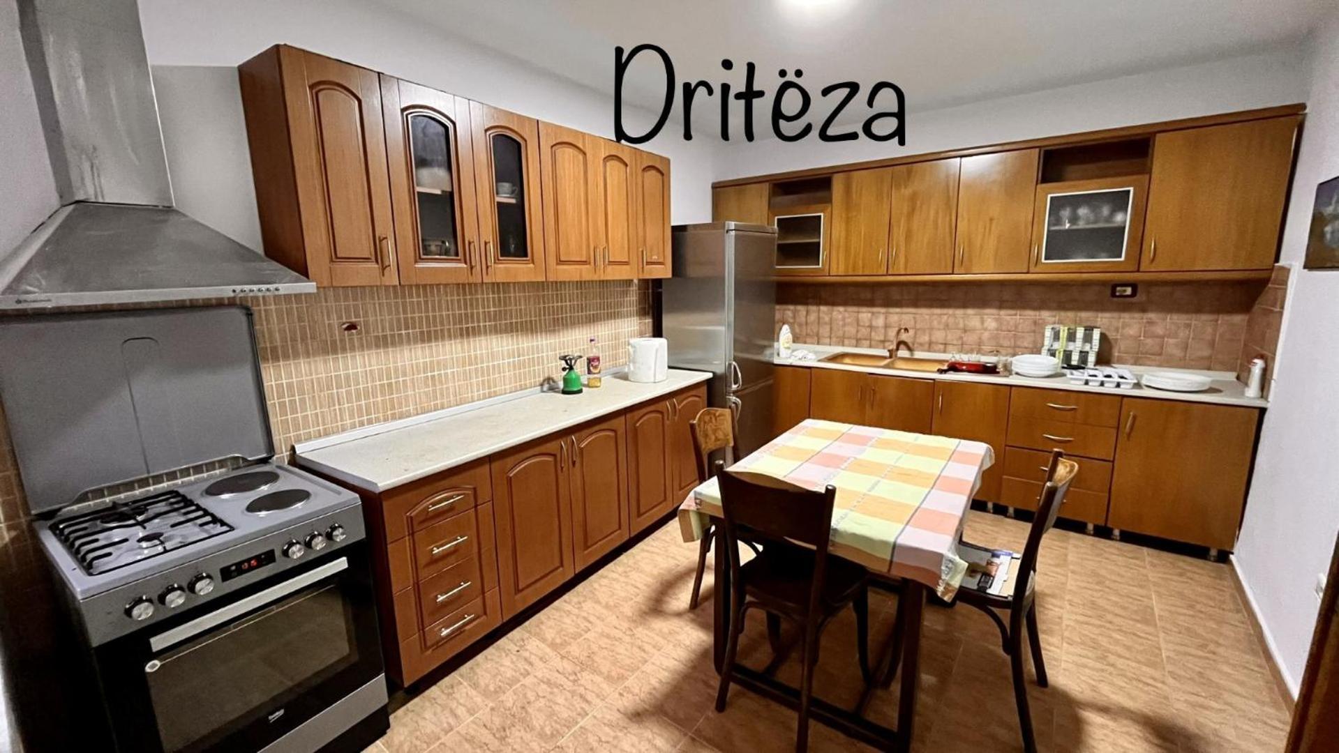 Driteza Hotell Korce Eksteriør bilde